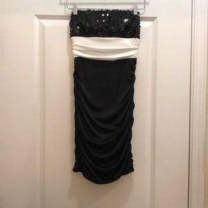 Black and White Strapless Evening Dress